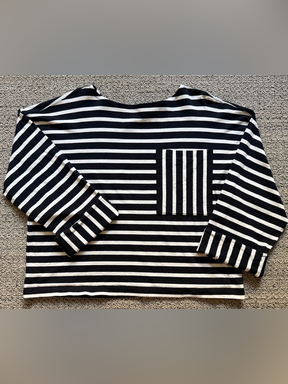 EVERLANE The Premium Weight Oversized Pocket Tee | Black / Canvas Tan - NWOT